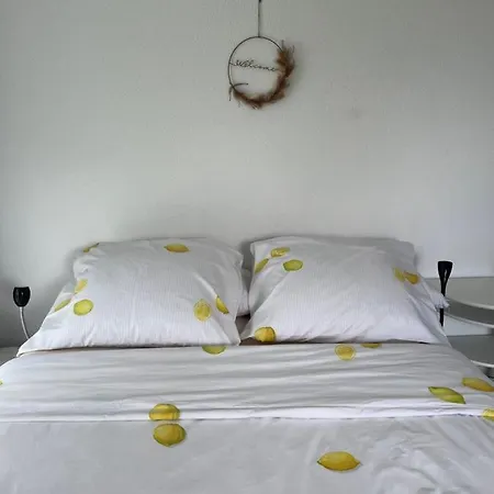 Au Bord De L'eau Orpund